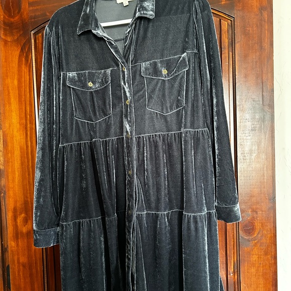 Umgee Velvet Long Sleeve Dress in Deep Dusk Blue - Picture 2 of 3